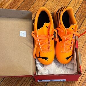 ✨SOLD✨Puma Kids Vibrant Orange Sneakers